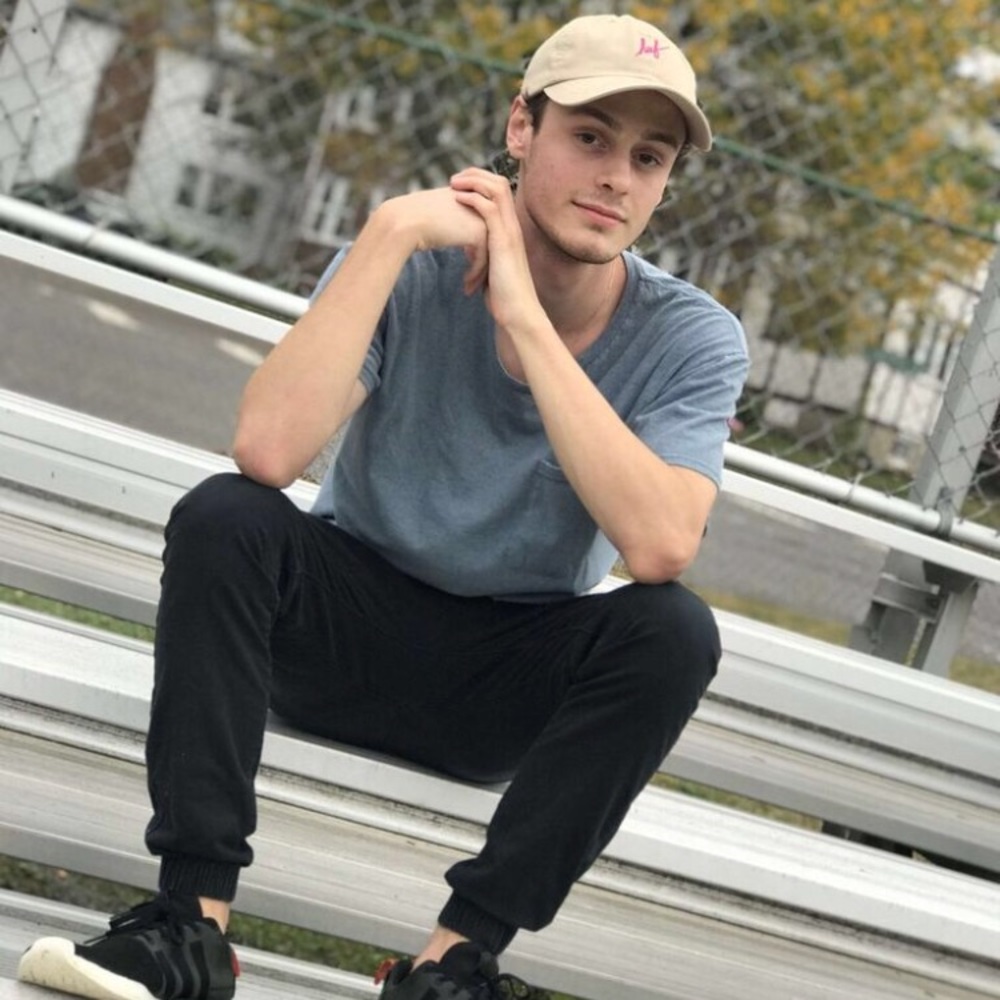 Meet your Posher, Brandon